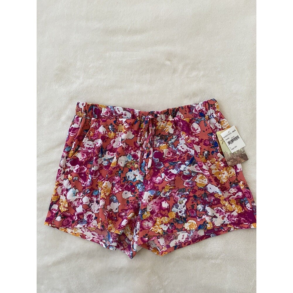 NWT Lily White Elastic Waist w/ Pockets Floral Shorts SZ L